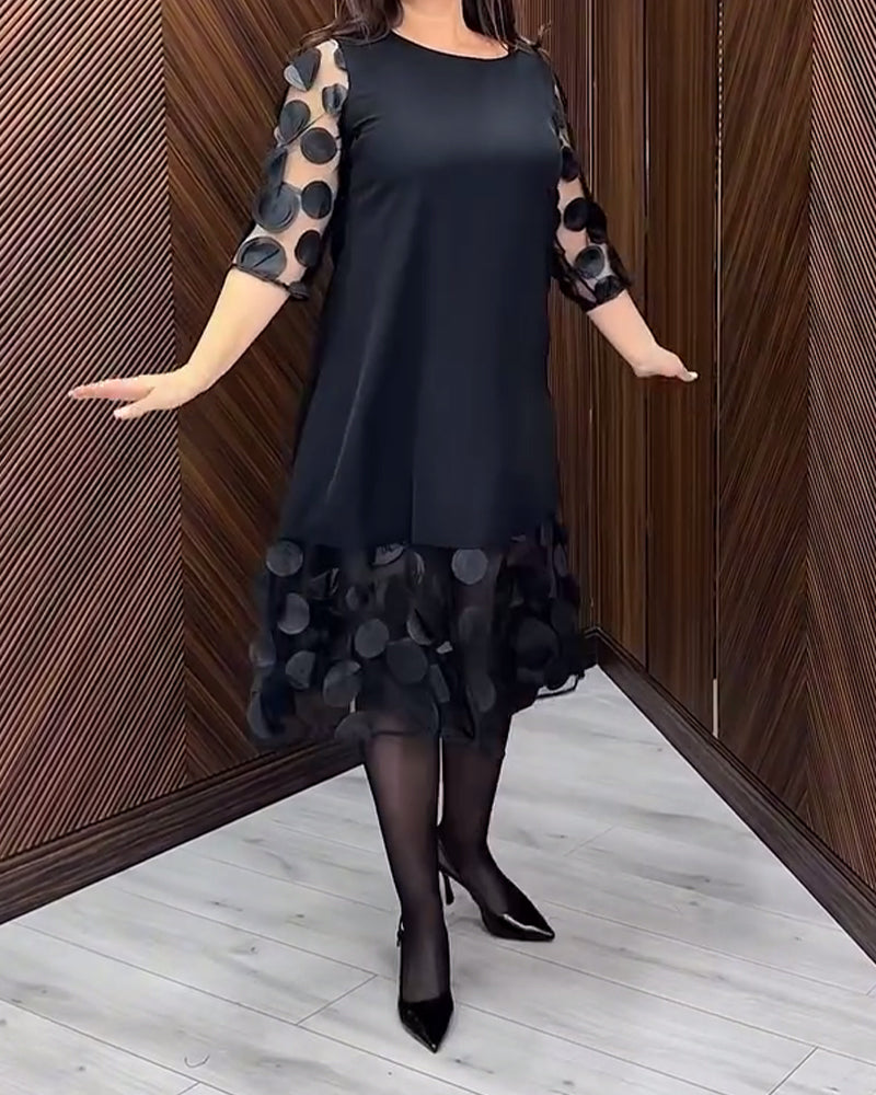 Chic Round Neck Dress with Mesh Stitching