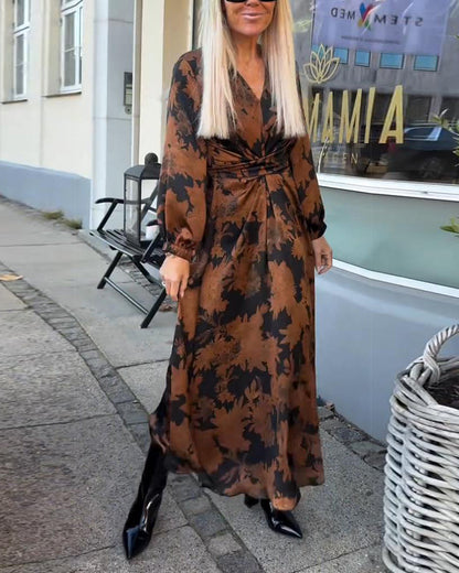 Retro Print Dress with Lantern Sleeves