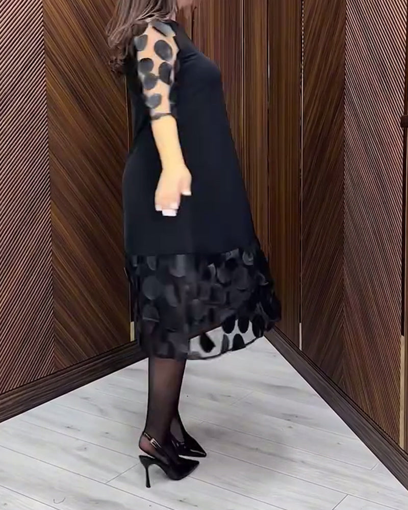 Chic Round Neck Dress with Mesh Stitching